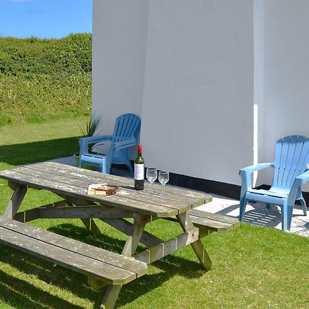 St Cadoc Cottage Saint Merryn Exterior foto